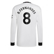 Manchester United Bruno Fernandes #8 Bortatröja 2022-23 Långa ärmar